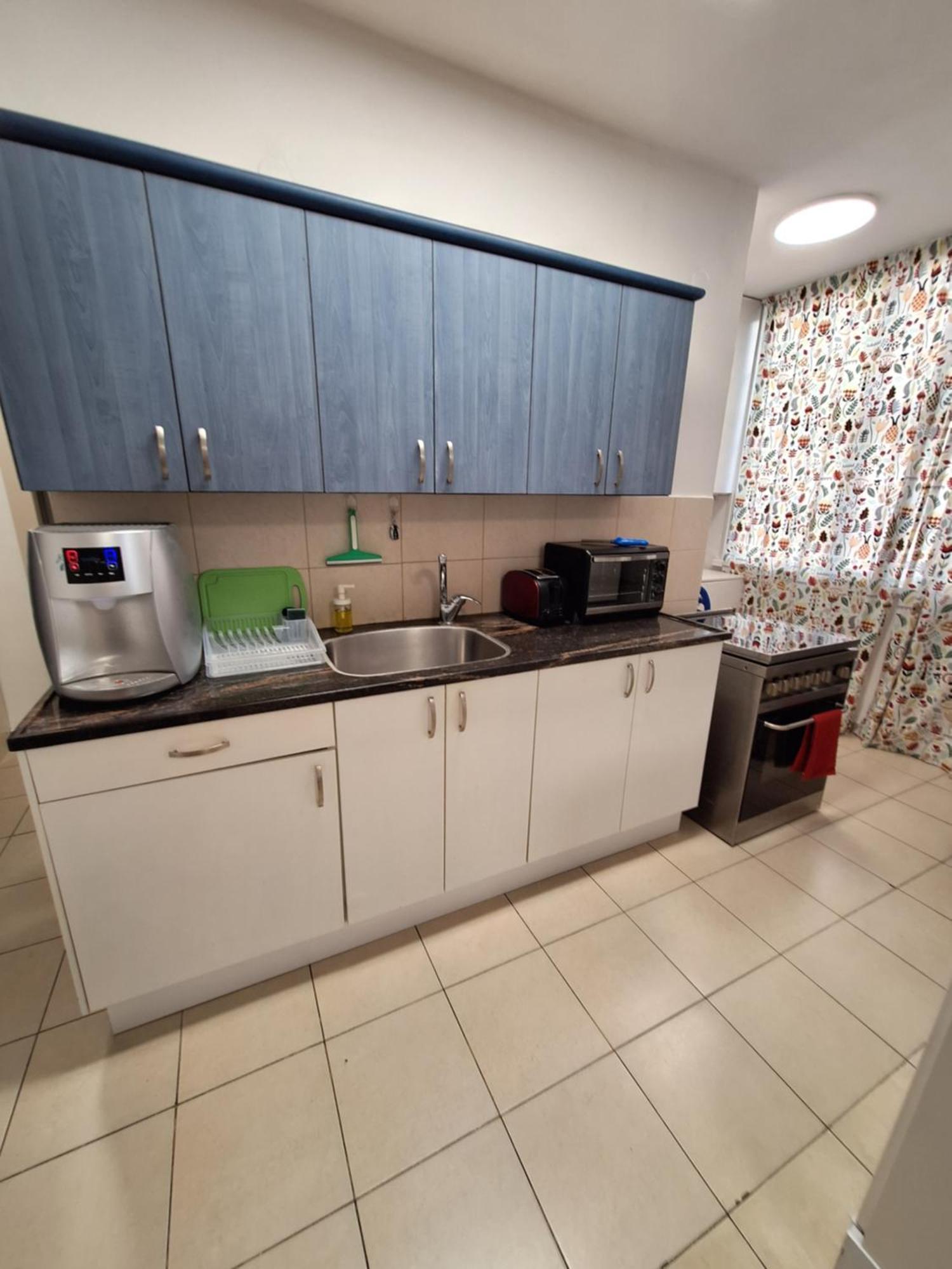Amazing Apartment For 3 Guests Steps From The Beach Netanya Extérieur photo