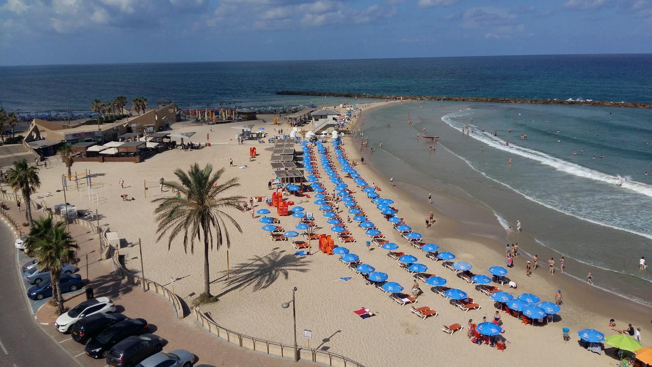 Amazing Apartment For 3 Guests Steps From The Beach Netanya Extérieur photo